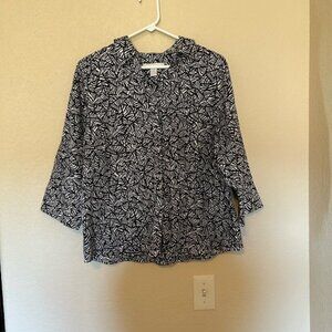 Chicos Women’s No Iron Leaf Zebra Printed Button Down Blouse